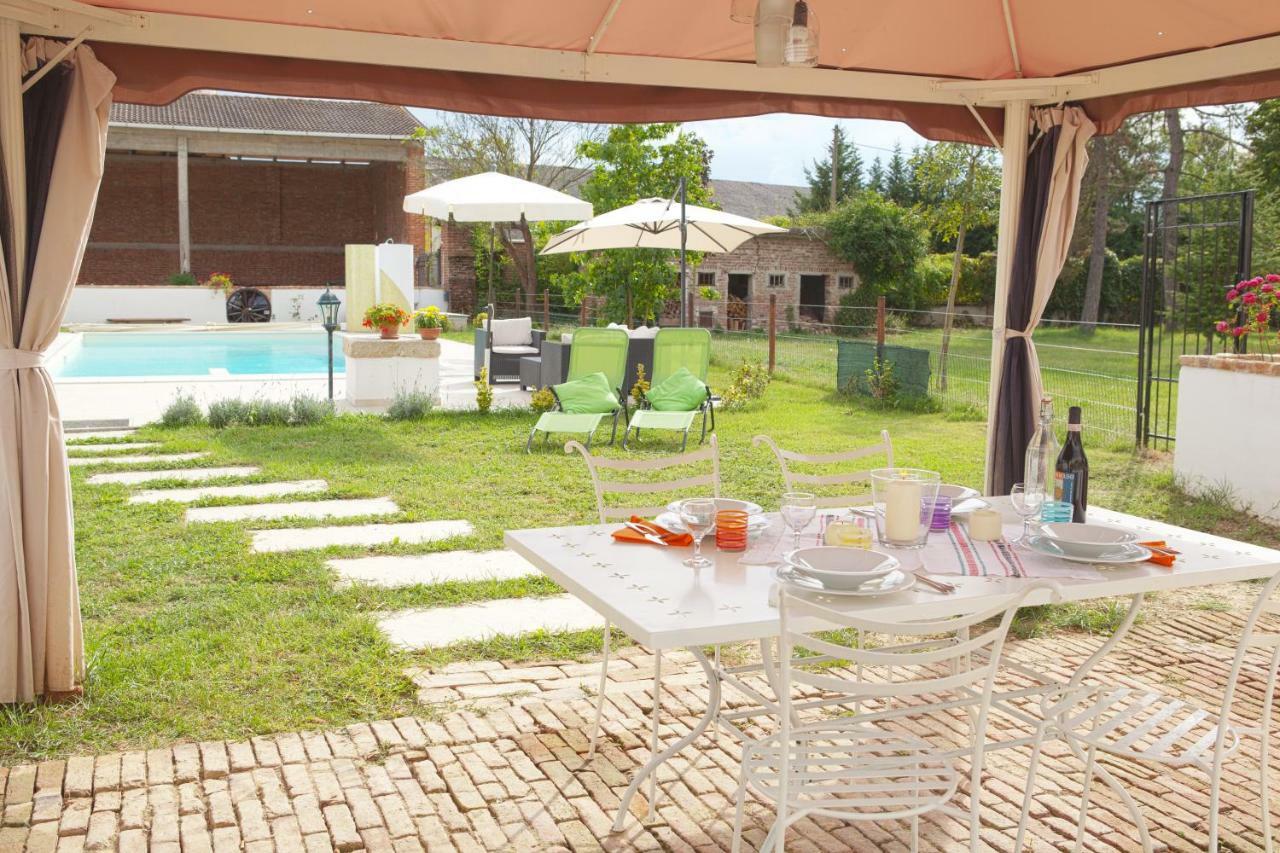 Cascina Belvedere Quargnento Exterior photo